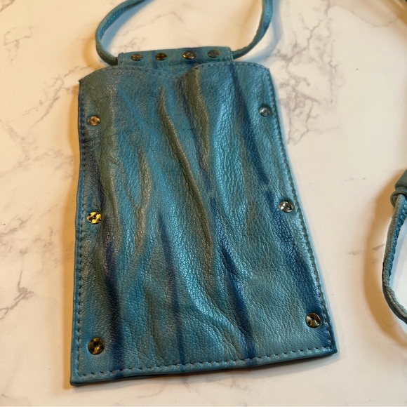 Free People cellphone lanyard - Picture 3 of 4